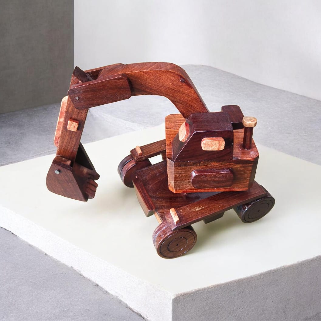 Handcrafted Wooden Train & Locomotive Models – Traditional Wooden Décor — image 4