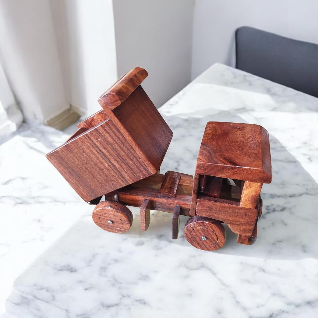 Handcrafted Wooden Train & Locomotive Models – Traditional Wooden Décor — image 5